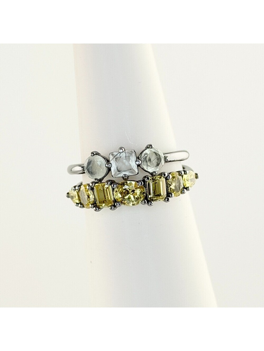 Bomb Party Sz 7 "Graceful Details" Genuine Prehnite on Hematite RG97237